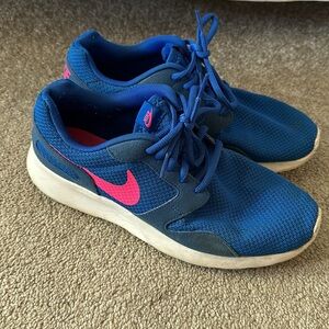 Nike Kaishi Women’s Run shoes size 9.5